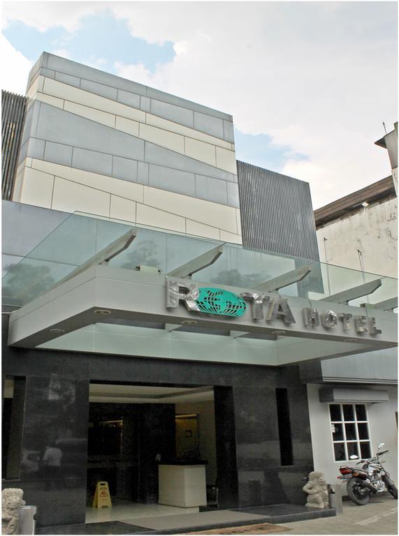 Rota International Hotel Yakarta Exterior foto