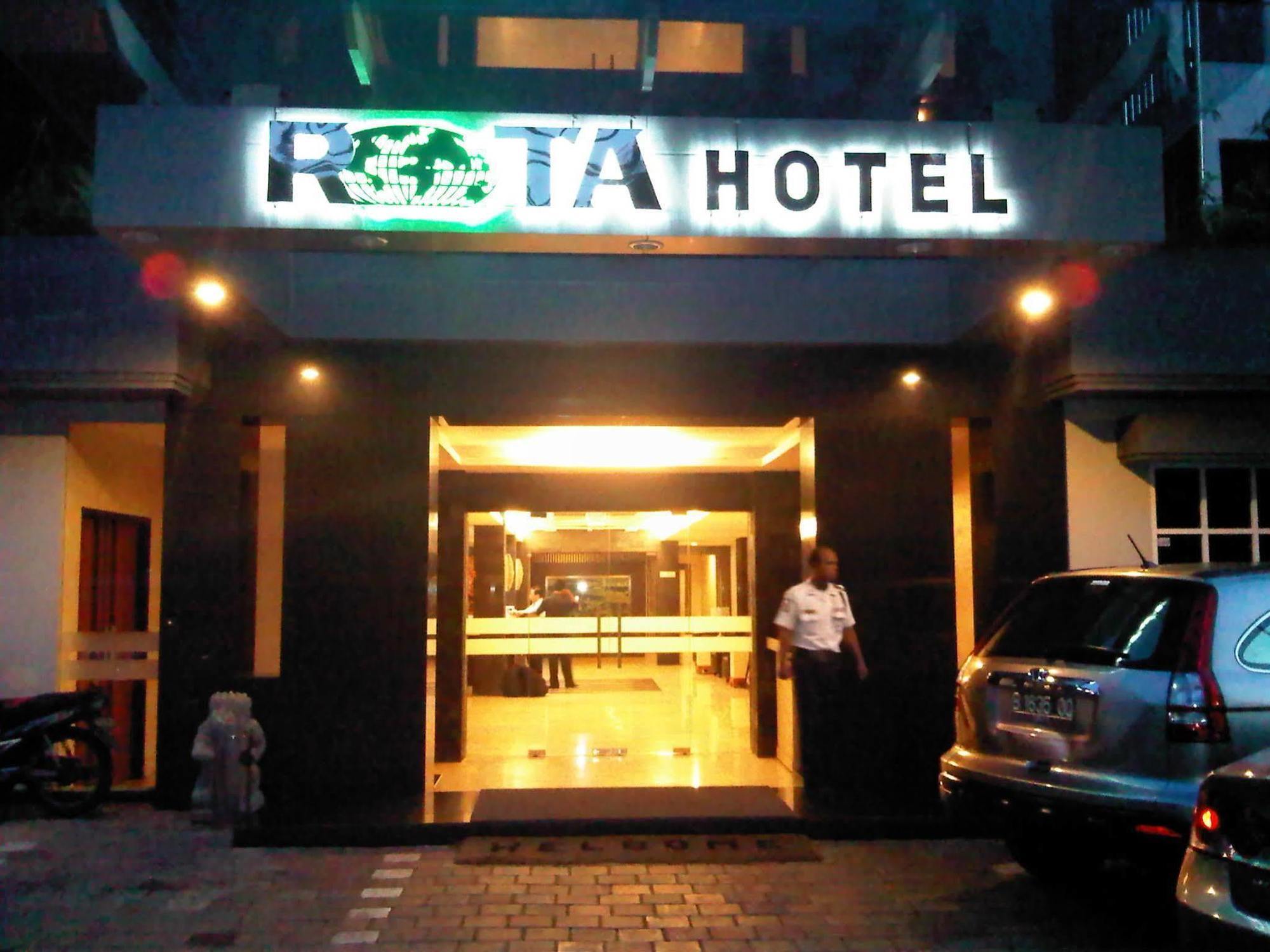 Rota International Hotel Yakarta Exterior foto